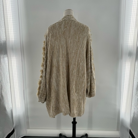 Anthropologie Braided Sleeve Chunky Cardigan One Size - Picture 5 of 9